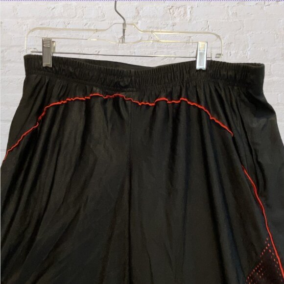 CONVERSION PERFORMANCE -- Workout Shorts, Large Man's, Black/Red Trim, Elastic - Picture 4 of 9
